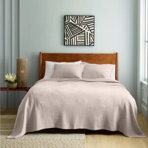 Quince Organic Ribbed Cotton Coverlet King Cal King Sand